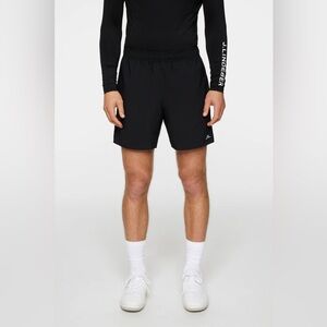J. Lindeberg Preston Shorts JL Black  Men's LARGE NWT Poly Stretch AMPA10125